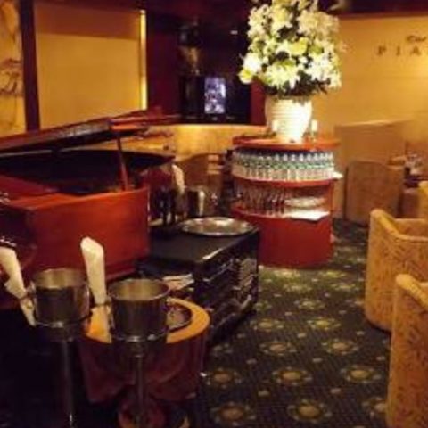 六本木ピアノPIANOの店内画像